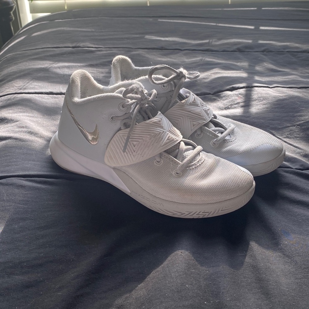 NIKE ZOOM